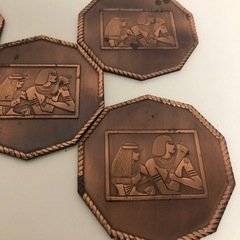 【中古品】古代エジプト 壁画 銅製 8角形　コースター セット アンティーク レトロ雑貨 の画像
