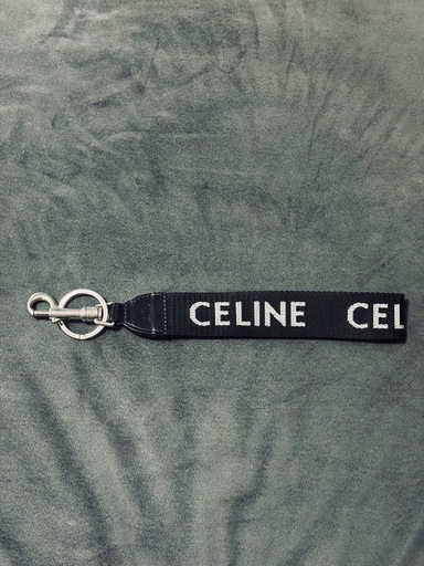 CELINE セリーヌキーリング