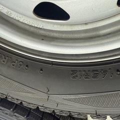 軽トラ　軽バン用スタッドレスタイヤ　ホイルセット　ダンロップ　2023年製造の画像