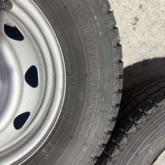 軽トラ　軽バン用スタッドレスタイヤ　ホイルセット　ダンロップ　2023年製造の画像