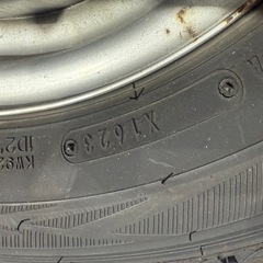 軽トラ　軽バン用スタッドレスタイヤ　ホイルセット　ダンロップ　2023年製造の画像