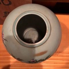 九谷焼花瓶、共箱付き
の画像