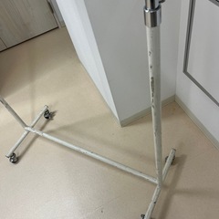 ハンガーラックの画像