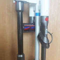 ■スタンド付き★動作良好・ダイソン・dyson・大人気の掃除機・オムニグライドSV19・バッテリー良好■の画像