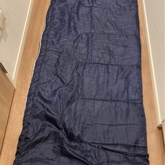 キャンプスタッグ　寝袋　2個　ネイビーの画像