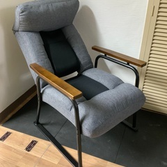 大67【美品】DCM 腰楽 ハイバックチェア F-TZD02GY リクライニングの画像