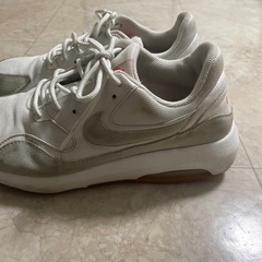 NIKE AIR MAX ノスタルジック24.5㎝の画像