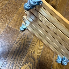 本棚　絵本棚　伸縮の画像