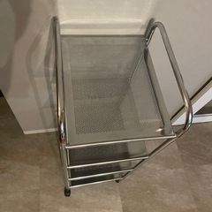 キャスター付き　マルチワゴン　キッチンワゴン　中古ですの画像