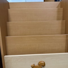 【値下げ☺︎絵本棚】の画像