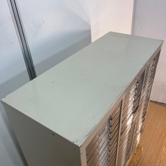 コクヨ クリスタルトレーキャビネット 60棚の画像