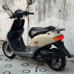 大人気セール‼️驚愕の低走行4100キロ😳安心のバッテリー新品✨️前後タイヤまだまだ山あり🗻嬉しいオイル満タン補充済み🈵オイル交換不要⭕️継ぎ足しだけで🆗2サイクルでパワフルな走り💨AF27 ディオフィット✴の画像