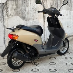 大人気セール‼️驚愕の低走行4100キロ😳安心のバッテリー新品✨️前後タイヤまだまだ山あり🗻嬉しいオイル満タン補充済み🈵オイル交換不要⭕️継ぎ足しだけで🆗2サイクルでパワフルな走り💨AF27 ディオフィット✴の画像