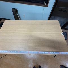 IKEA ラック（木目調・高さ120cm × 幅80cm × 奥行き45cm）の画像