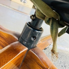 オールドカリモク　karimoku コロニアル　モケットグリーン　デスクチェア　ヴィンテージ　キャスター付　ネジ欠品　の画像