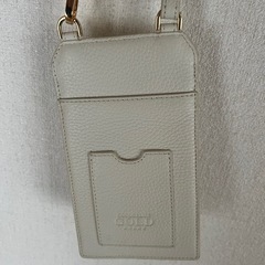 COCOCELUX GOLD 　スマホショルダーバッグ ホワイトの画像