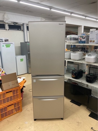 送料込み　冷蔵庫　パナソニック　2021年製　NR-C372N-N型　　　365L