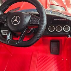 ✨️ジモティー割引✨️【ジャングルジャングル堺初芝店】 自動乗用玩具　ベンツ　赤　堺市（東区　西区　北区　南区　堺区　美原区）高石市　泉大津市　忠岡町　和泉市　松原市　大阪狭山市の画像