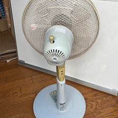 昭和レトロな扇風機　通電OKの画像