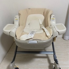 電動ベビーチェアー、ベビーベッドの画像