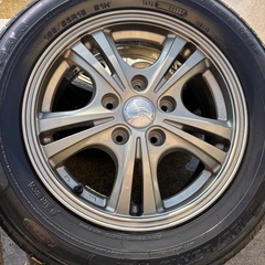ボクシーに使っていたホイルとタイヤ4本の画像