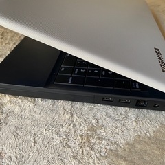 Toshibaノートパソコンの画像