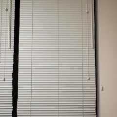 ブラインド　幅75 丈138  2点セット　白の画像