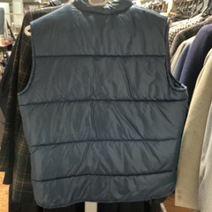 ダウンベスト☺️ポケット付き❗️作業ベスト🦺Sサイズ表ナイロン100％裏ナイロン100％中綿ポリエステル100％ネイビーの画像