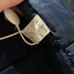 ダウンベスト☺️ポケット付き❗️作業ベスト🦺Sサイズ表ナイロン100％裏ナイロン100％中綿ポリエステル100％ネイビーの画像