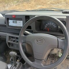 法人ワンオーナー 車検たっぷり9年3月 ハイゼット トラック2WD 4速オートマ 68600km 銀色の画像