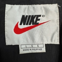 ナイキ　ナイロンジャケットの画像