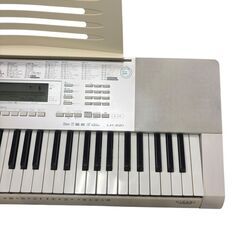 カシオ 光ナビゲーション キーボード LK-221 61鍵盤 電子ピアノ マイク付き 中古の画像