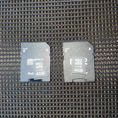 microSDカード 2枚セット各4GB・アダプター付きの画像
