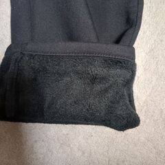 裏地ボア黒パンツの画像