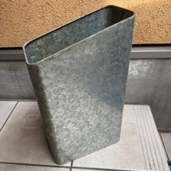 ブリキのサイドバケットの画像