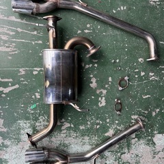 柿本 は改 マフラーKRnoble Ellisseトヨタ80ヴォクシーの画像