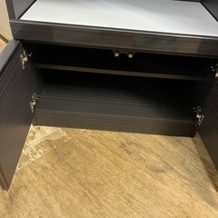 ジャングルジャングル貝塚店　食器棚　レンジ台　2枚扉　ダークブラウン　木目　中古　リユース　クリーニング済み　貝塚市　二色浜の画像