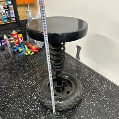 ガレージなどに　オシャレなイスの画像