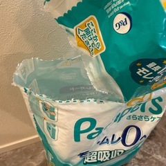 開封済　パンパース　オムツ　M テープ　残31枚の画像