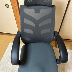 [値下げ5,000円→3,000 円] ゲーミングチェア の画像