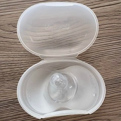 Pigeon 電動搾乳器➕乳頭保護器の画像