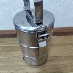 インドのお弁当箱　3段コンテナの画像