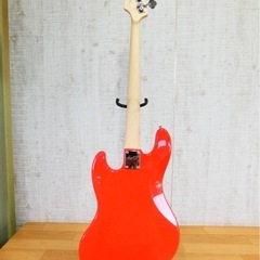 Squire by fender Affinity series ジャズベースの画像