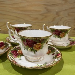 【美品】ロイヤルアルバート　オールドカントリーローズ　カップ＆ソーサの画像