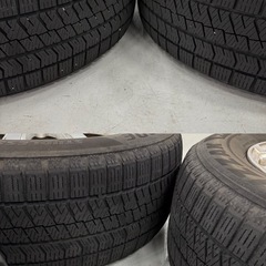 BS ブリザックVRX2 205/60r16 90ノアから取り外し の画像