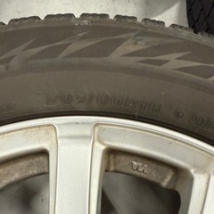 BS ブリザックVRX2 205/60r16 90ノアから取り外し の画像