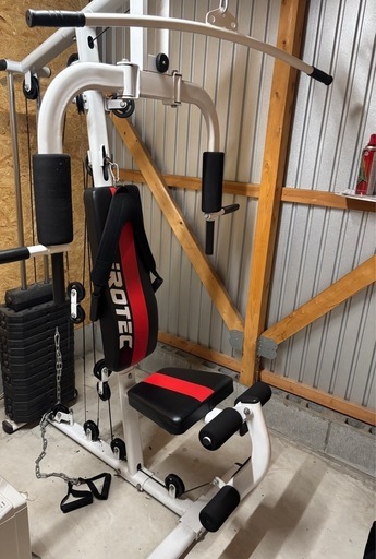 筋トレマルチマシーン