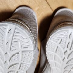 SKECHERS Slip-Ins スケッチャーズ　カラー:TPE　23.5の画像