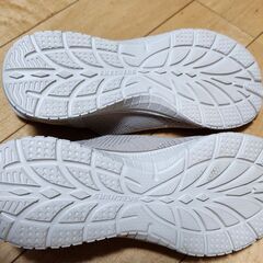 SKECHERS Slip-Ins スケッチャーズ　カラー:TPE　23.5の画像