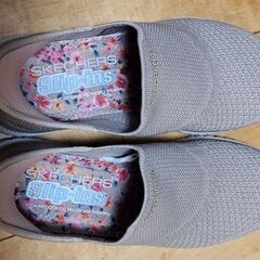 SKECHERS Slip-Ins スケッチャーズ　カラー:TPE　23.5の画像